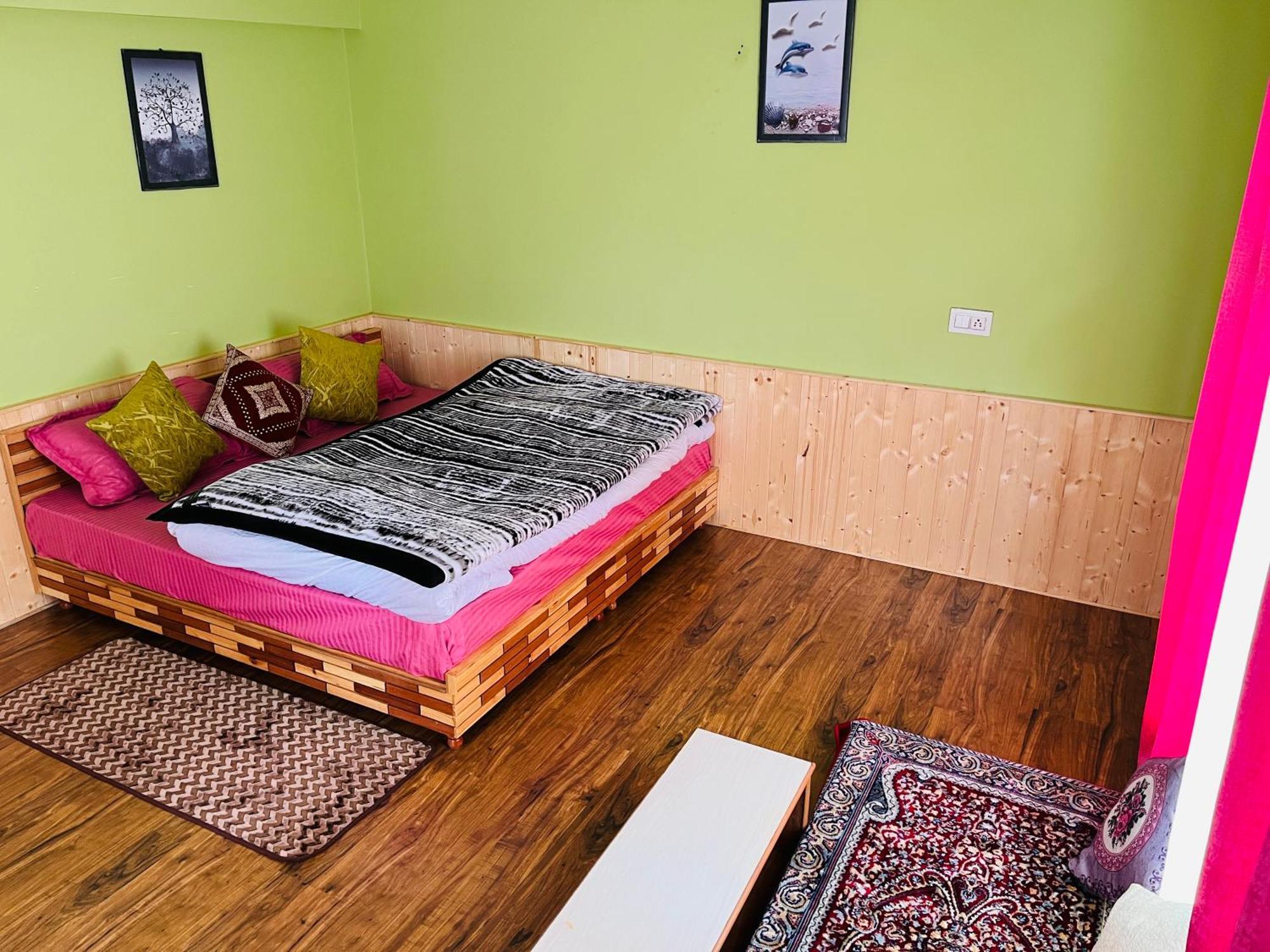 Amma Home Stay Keylong Kyelang Eksteriør billede