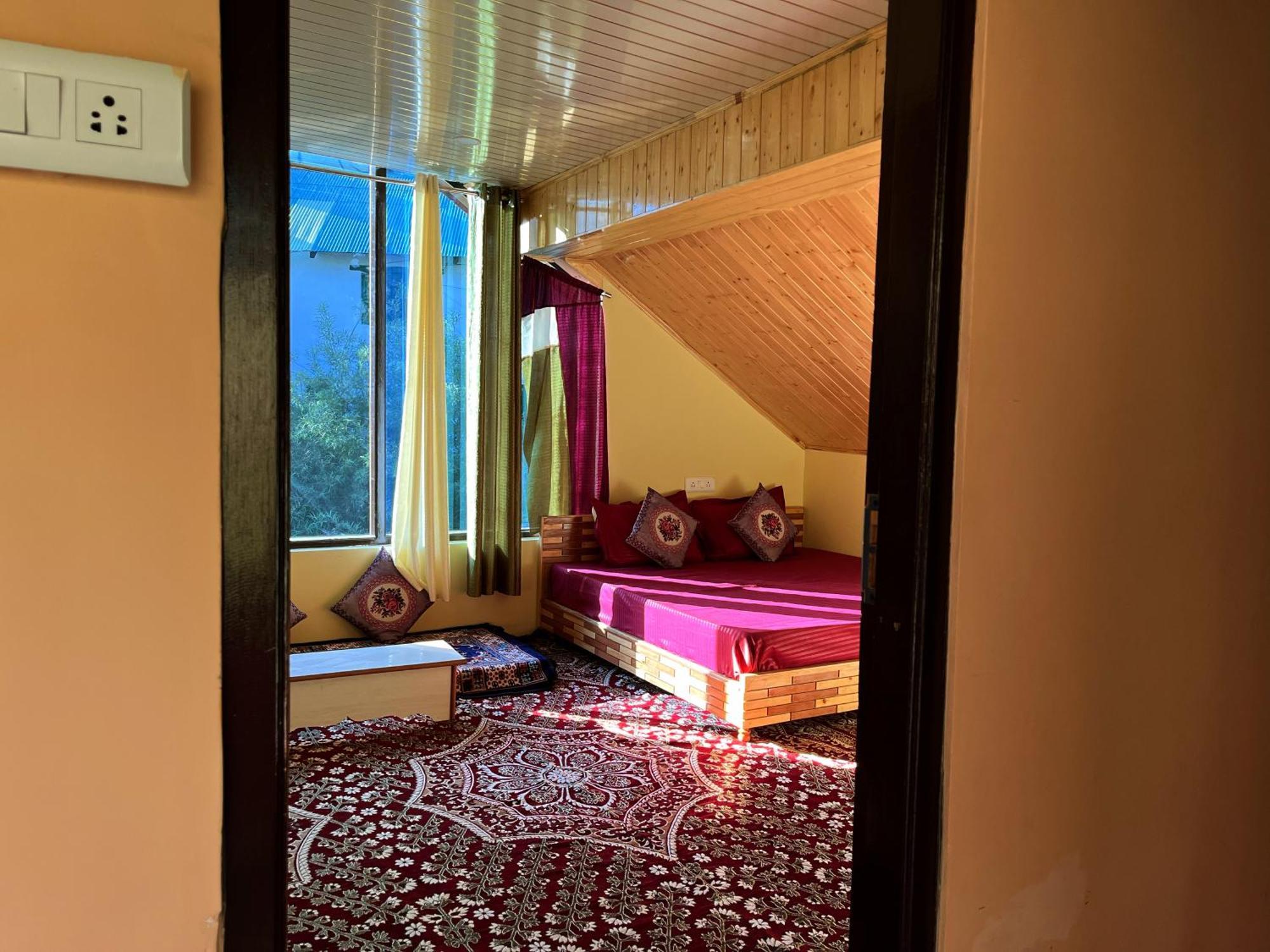 Amma Home Stay Keylong Kyelang Eksteriør billede